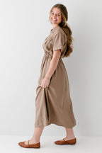 Maxikleid aus Leinen-Baumwoll-Mischung mit Kragen