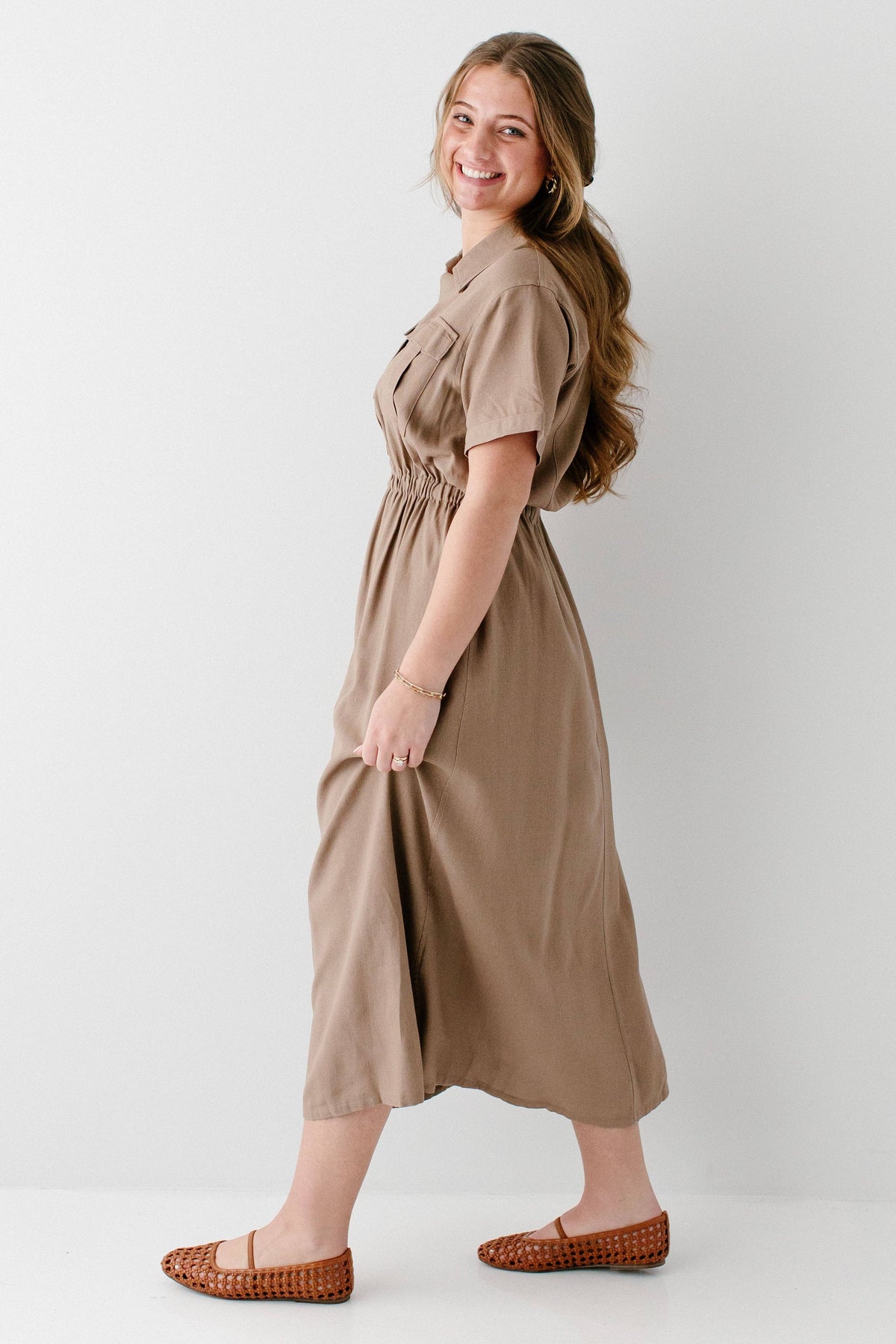Maxikleid aus Leinen-Baumwoll-Mischung mit Kragen