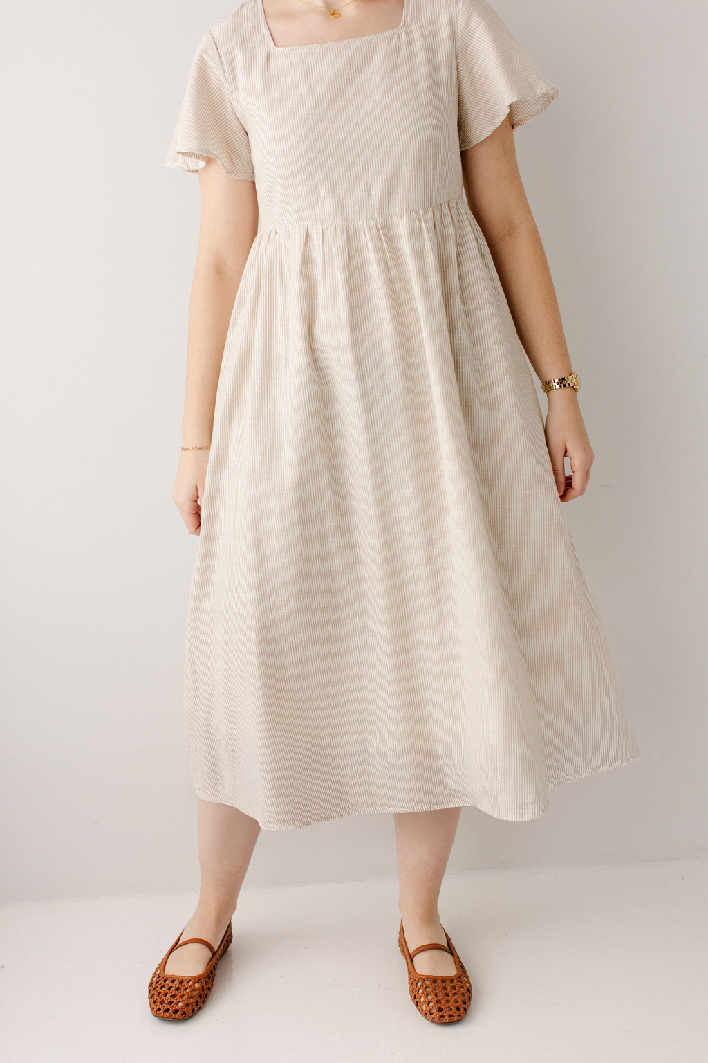 Midikleid mit eckigem Ausschnitt, gestreift