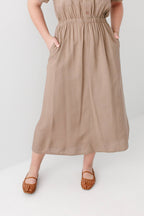 Maxikleid aus Leinen-Baumwoll-Mischung mit Kragen