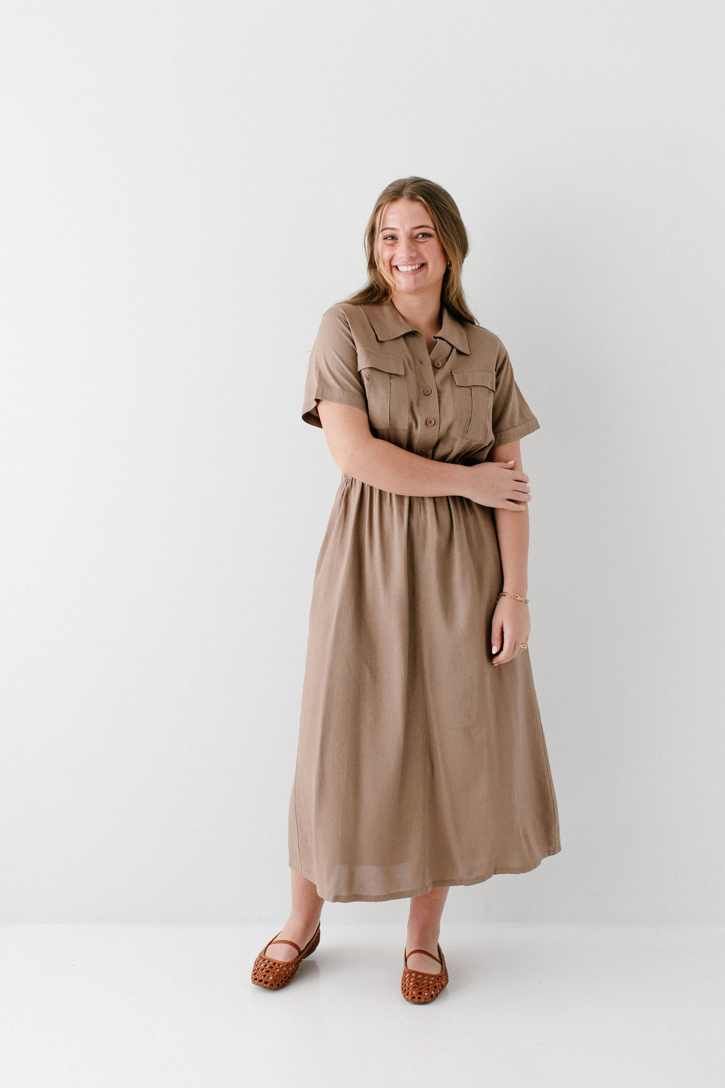 Maxikleid aus Leinen-Baumwoll-Mischung mit Kragen