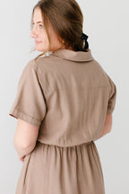 Maxikleid aus Leinen-Baumwoll-Mischung mit Kragen