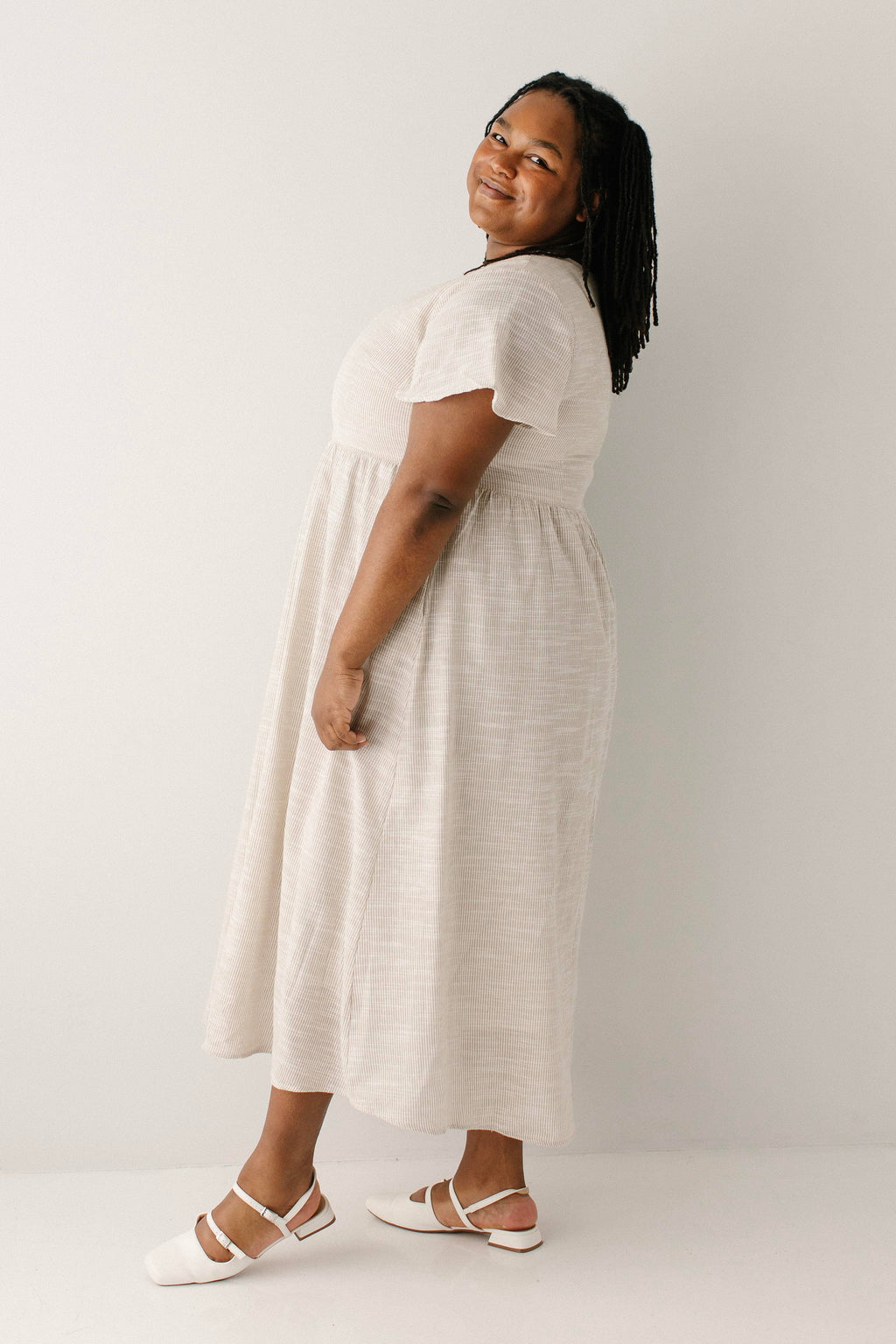 Midikleid mit eckigem Ausschnitt, gestreift