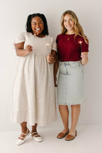 Midikleid mit eckigem Ausschnitt, gestreift