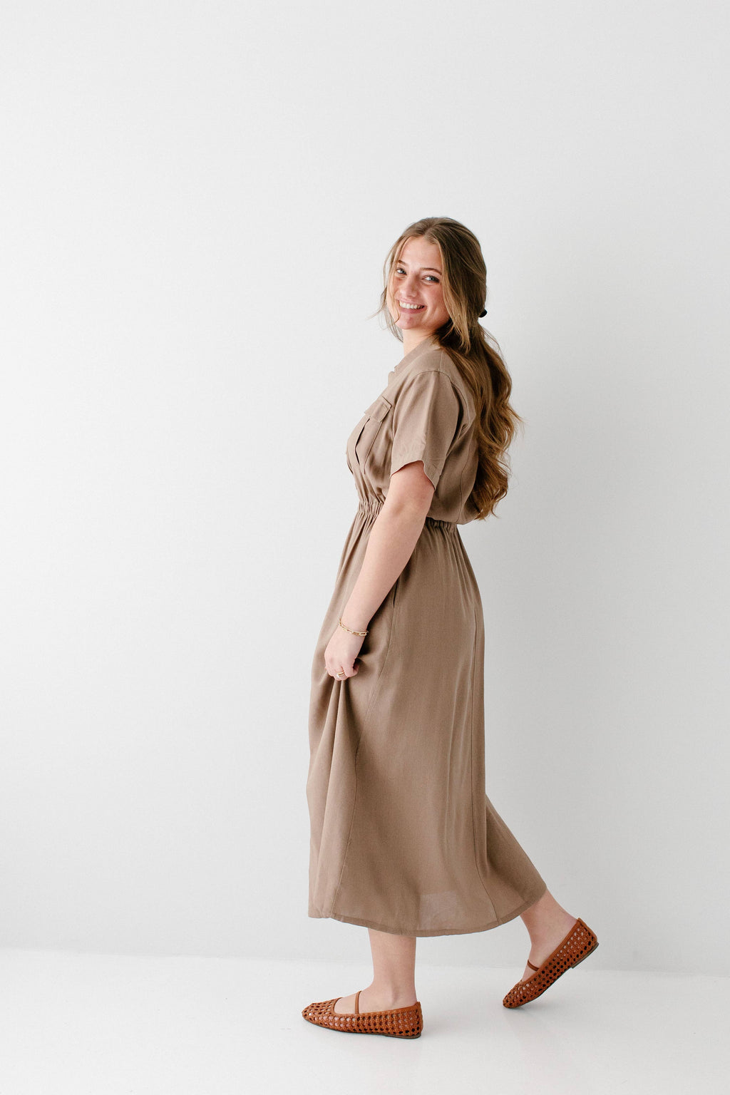 Maxikleid aus Leinen-Baumwoll-Mischung mit Kragen