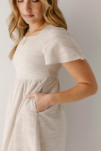 Midikleid mit eckigem Ausschnitt, gestreift